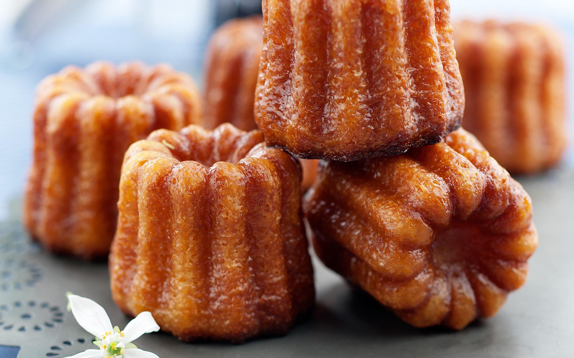 CANNELÉS BORDELAIS - Daily recipes - Elle & Vire