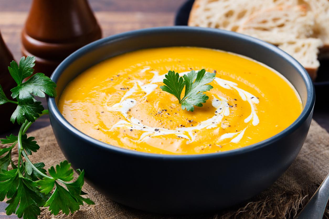 Soupe à la courge et aux lentilles corail