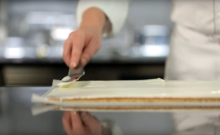 Comment incorporer le cream cheese pour réaliser des crèmes lisses et soyeuses ?