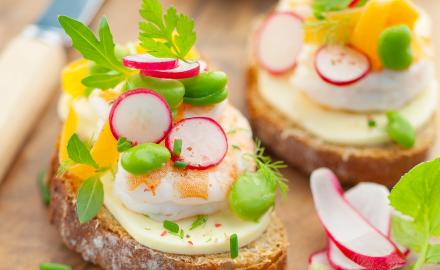 Tartines estivales aux crevettes