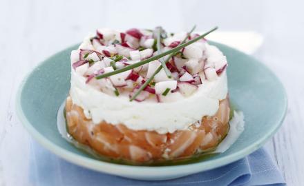 Tartare de saumon et radis croquant au Carré Frais