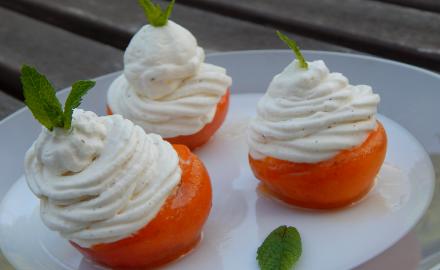 Roasted apricot and vanilla whipped cream