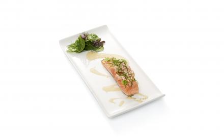 Salmon with white butter-style Sublime sauce