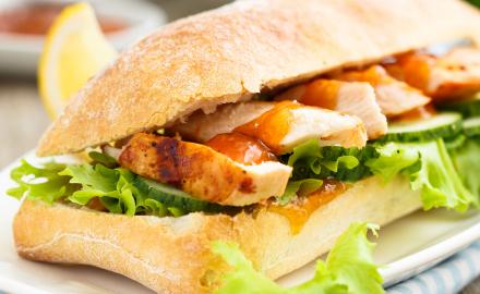 PETITS SANDWICHES AU POULET