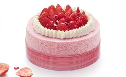 Iconic Strawberry Cake