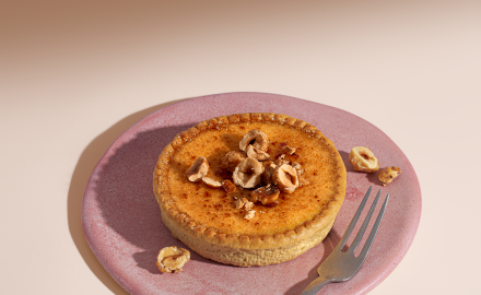 Crème Brûlée Praliné tartlet
