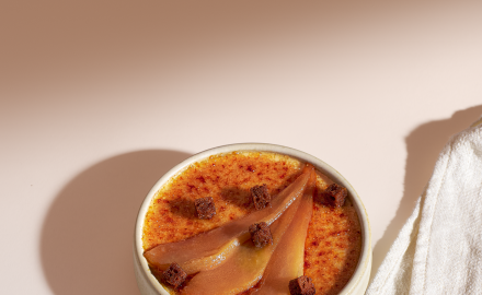 Crème brûlée pear and gingerbread
