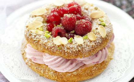 Paris-Brest à la crème de mascarpone et aux fruits rouges